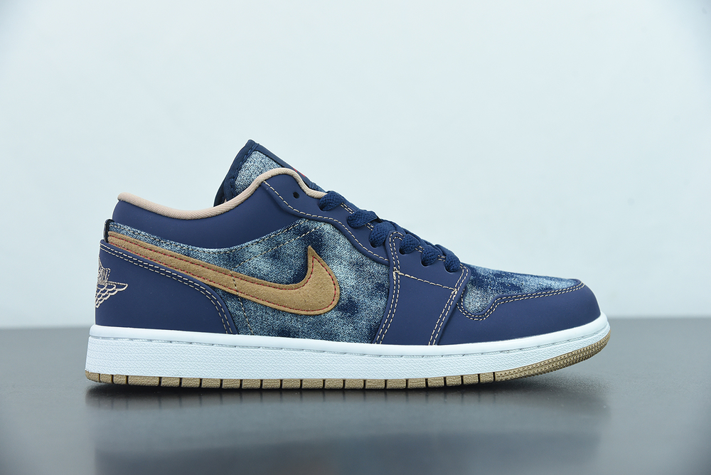 Nike Air Jordan 1 Low SE Denim