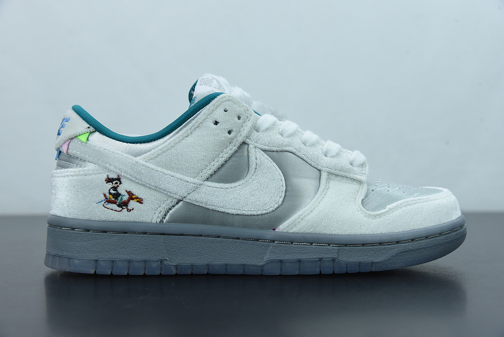 Nike Dunk Low Ice (W)