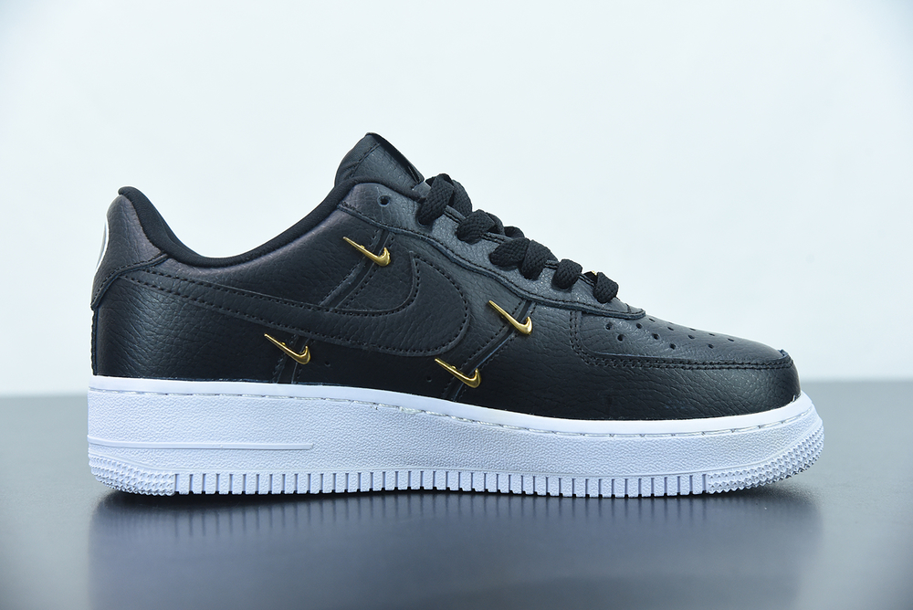 Nike Air Force 1 LX Black (W)