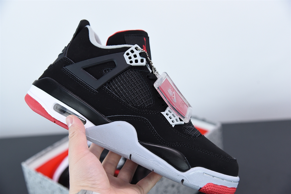 Jordan 4 Retro Bred (2019)