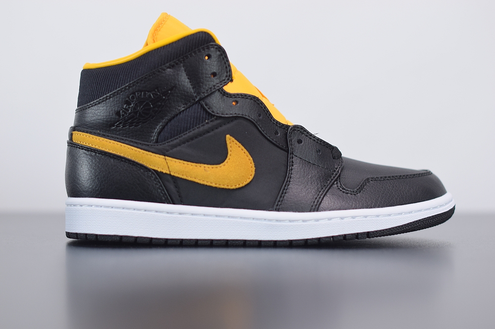 Jordan 1 Mid Black University Gold(With Video)