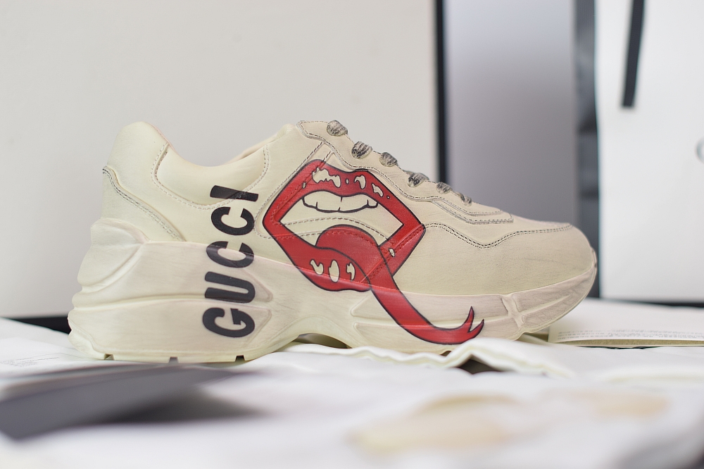 Gucci Lips Print Rhyton Vintage Sneaker (With Video)