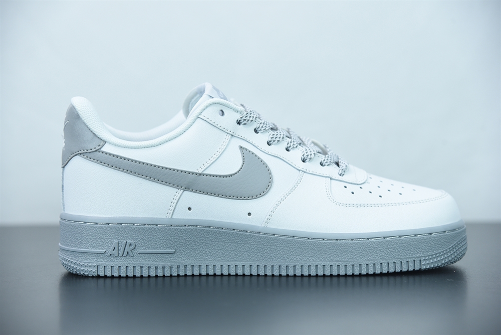 Nike Air Force 1 07 White Grey Sole