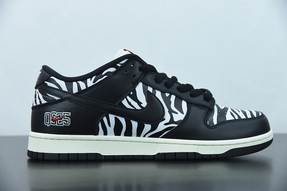 Nike SB Dunk Low OG QS Quartersnacks Zebra 