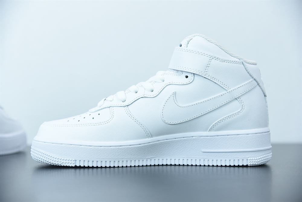 Nike Air Force 1 Mid White 07