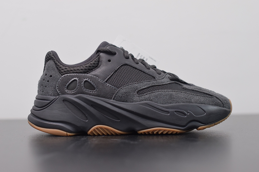 Adidas Yeezy Boost 700 Utility Black(With Video)