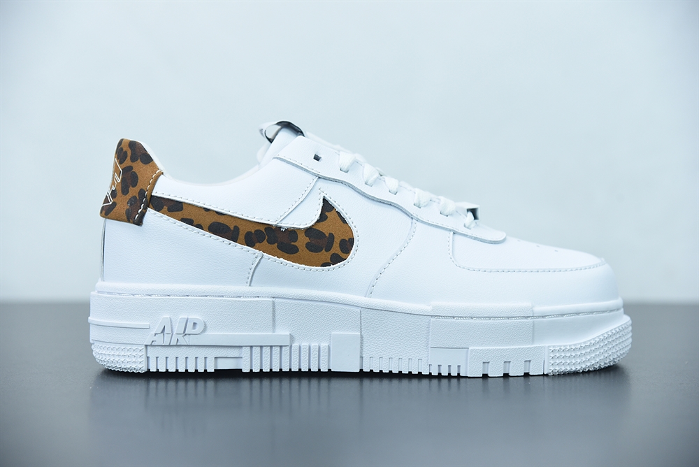 Nike Air Force 1 Pixel SE Leopard Print 