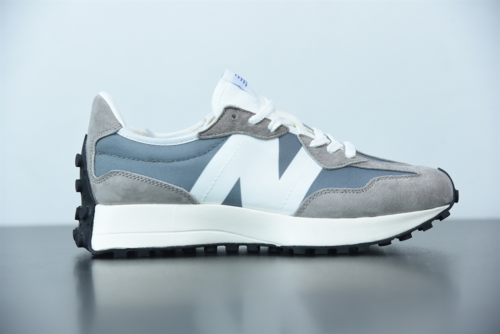 New Balance MS327