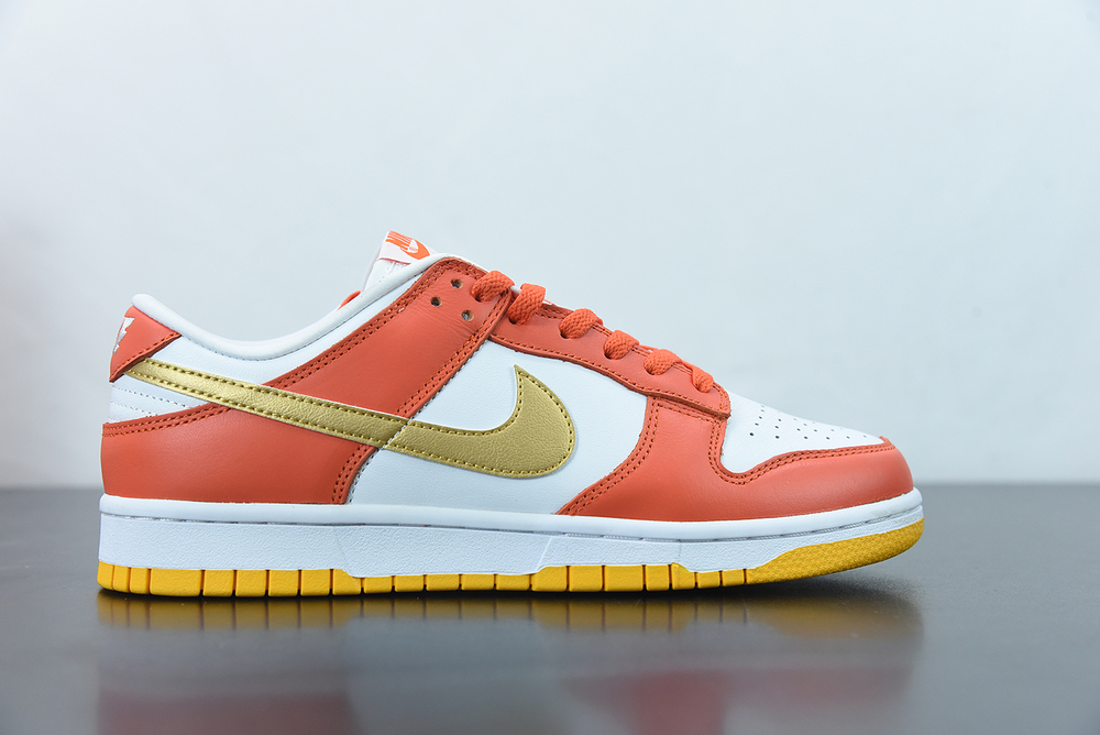 Nike Dunk Low University Gold (W)