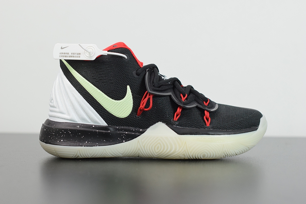 Nike Kyrie 5 Uncle Drew Black White Red(With Video)