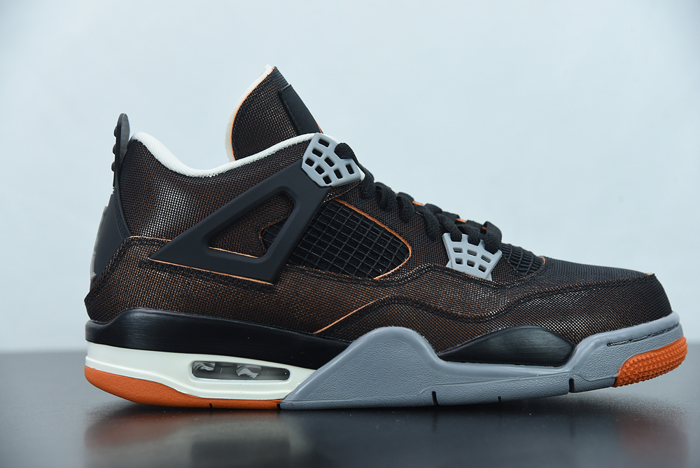 Jordan 4 Retro Starfish (W)