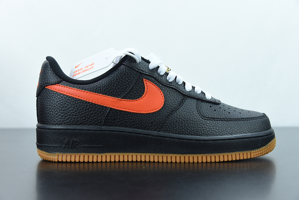 Nike Air Force 1 07 Low Black Red