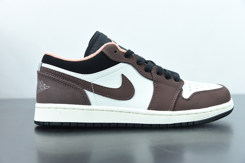 Jordan 1 Low Mocha