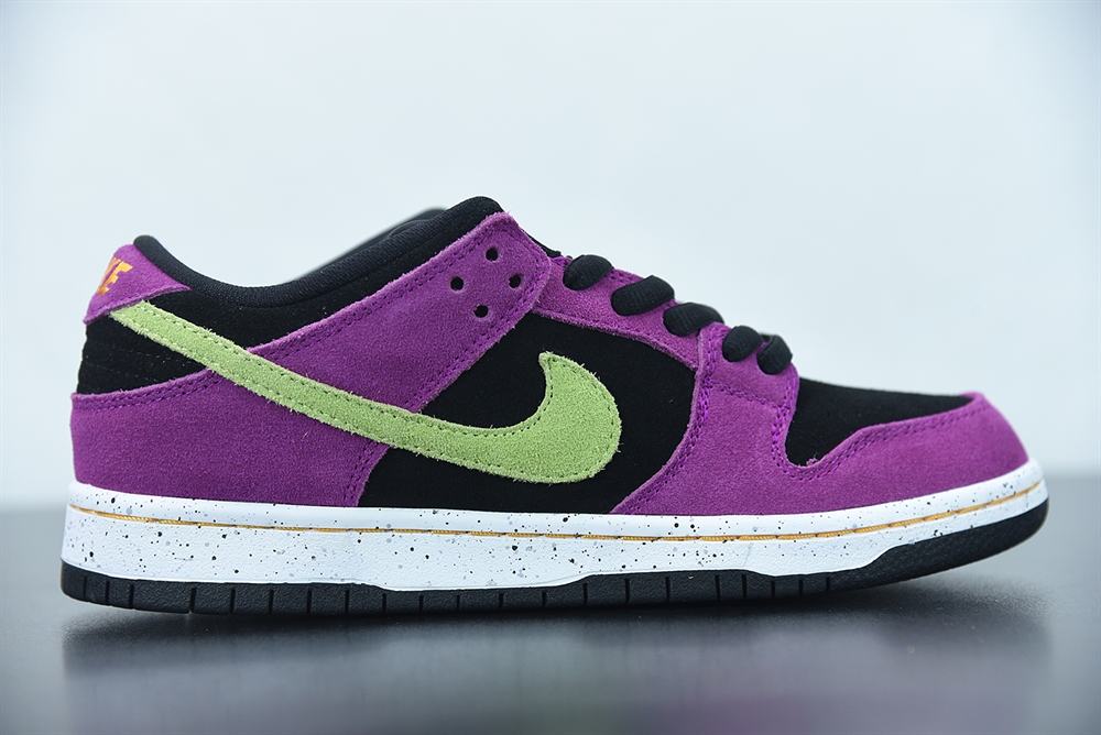 Nike SB Dunk Low Red Plum 2021