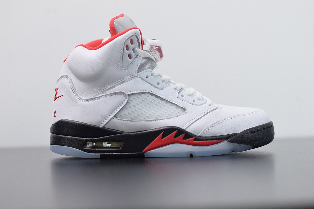 Jordan 5 Retro Fire Red Silver Tongue (2020)(With Video)