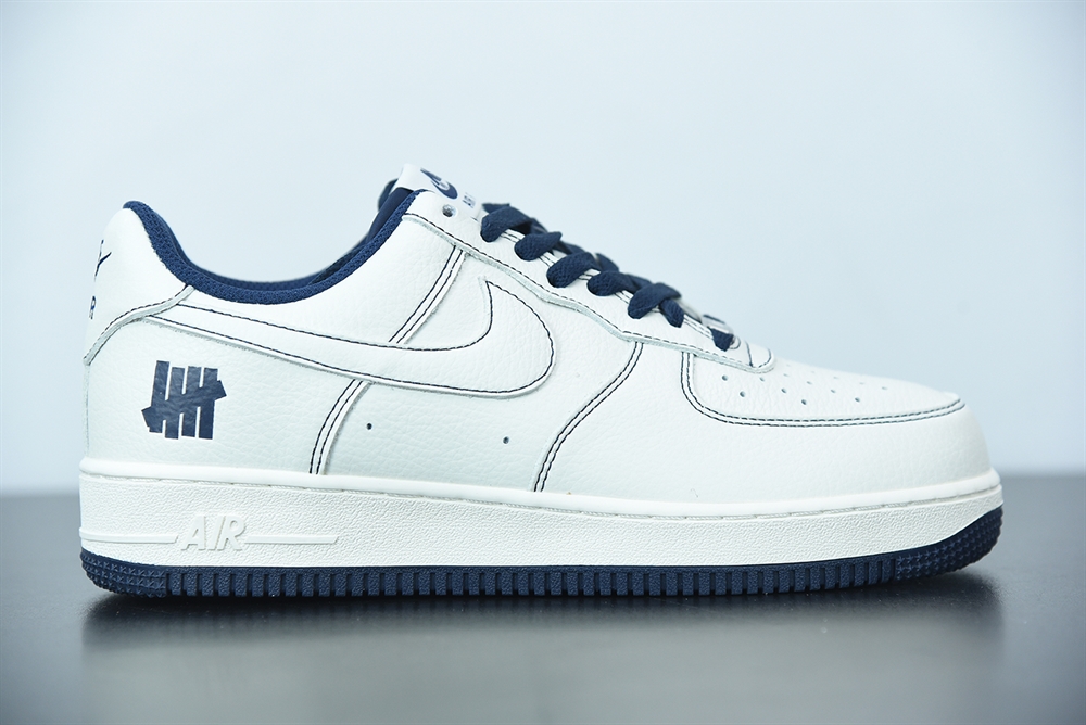 Nike Air Force 1 Low Undefeated Beige Dark Blue