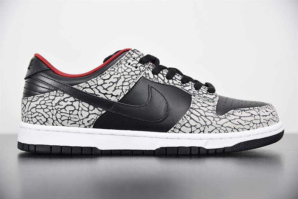 Nike SB Dunk Low Supreme Black Cement(With Video)