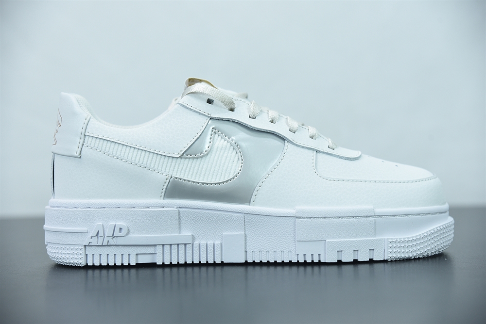 Nike Air Force 1 Low Pixel Summit White (W)