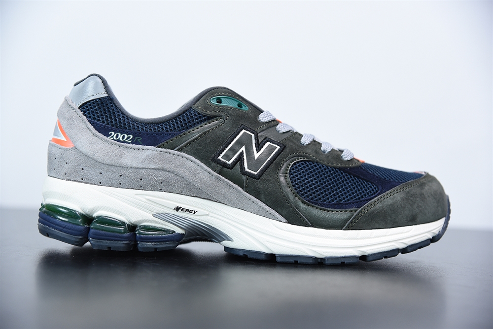 New Balance ML2002RA(With Video)