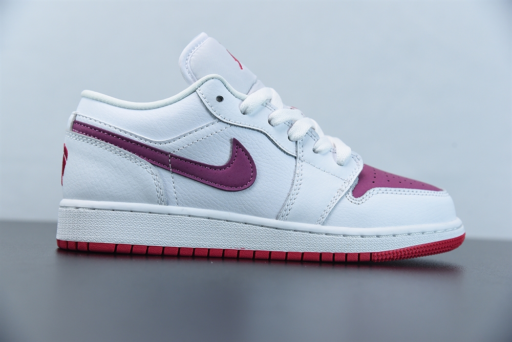 Jordan 1 Low White True Berry (GS)